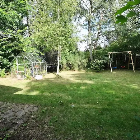 Casa de Férias Family With Hidden Garden Spots